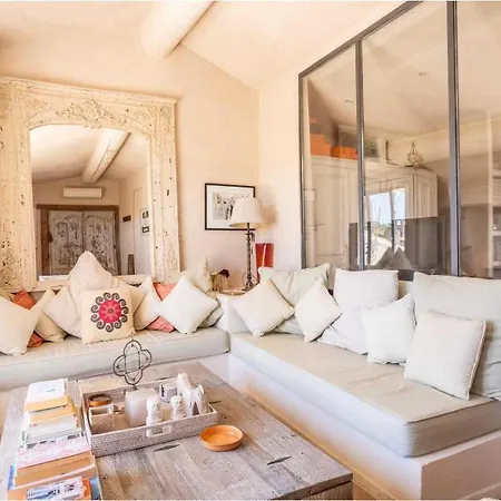 Daire Appt Moderne Ac 2br 3p 5min-st Tropez